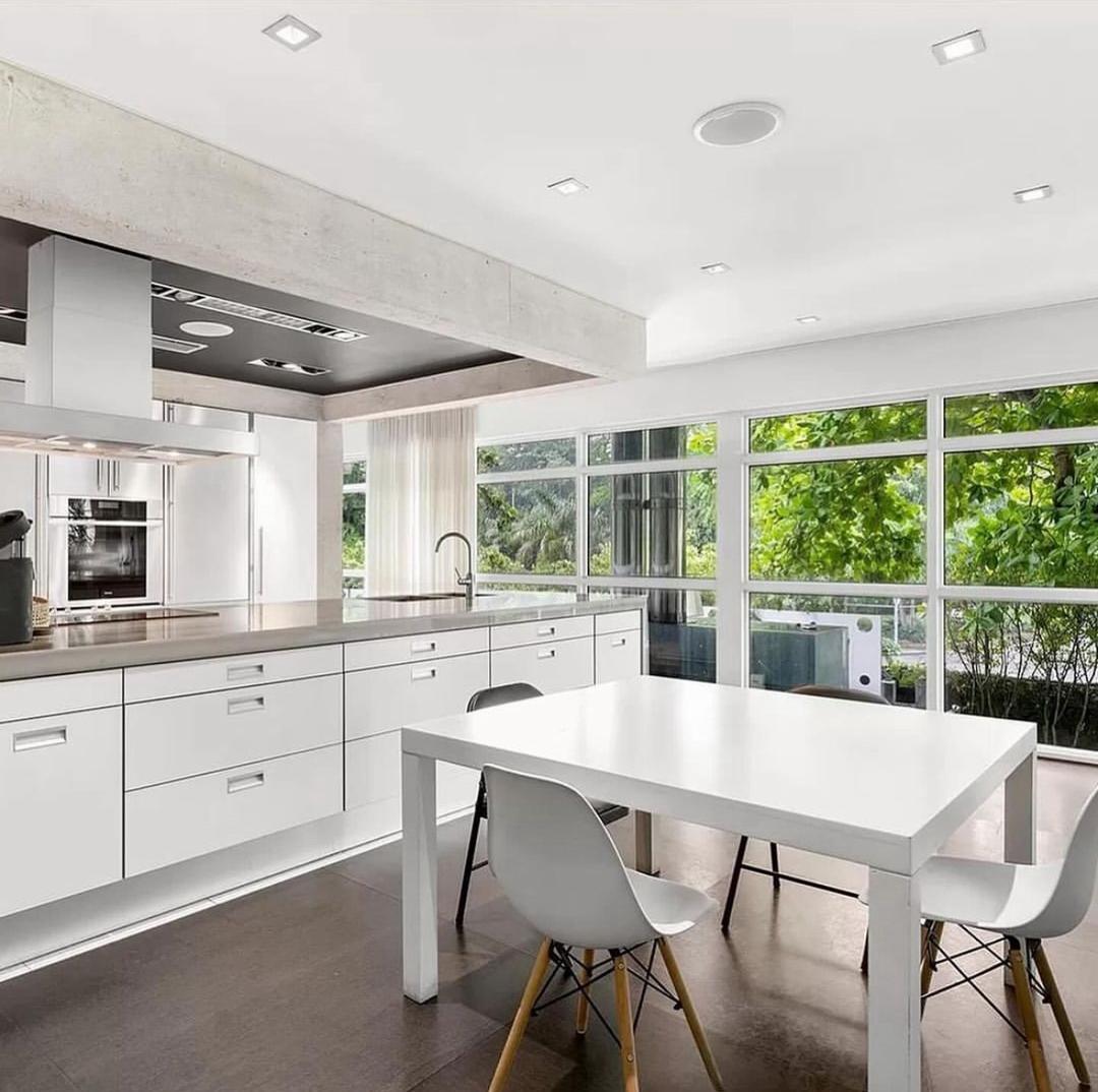 5 bedroom apartment at Bozeman, Montana