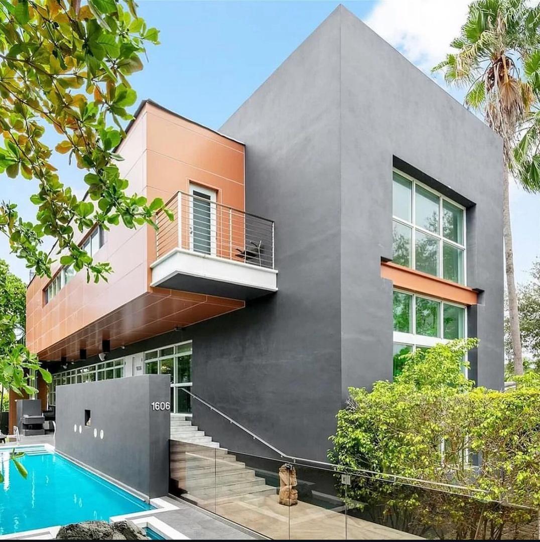 5 bedroom apartment at Bozeman, Montana