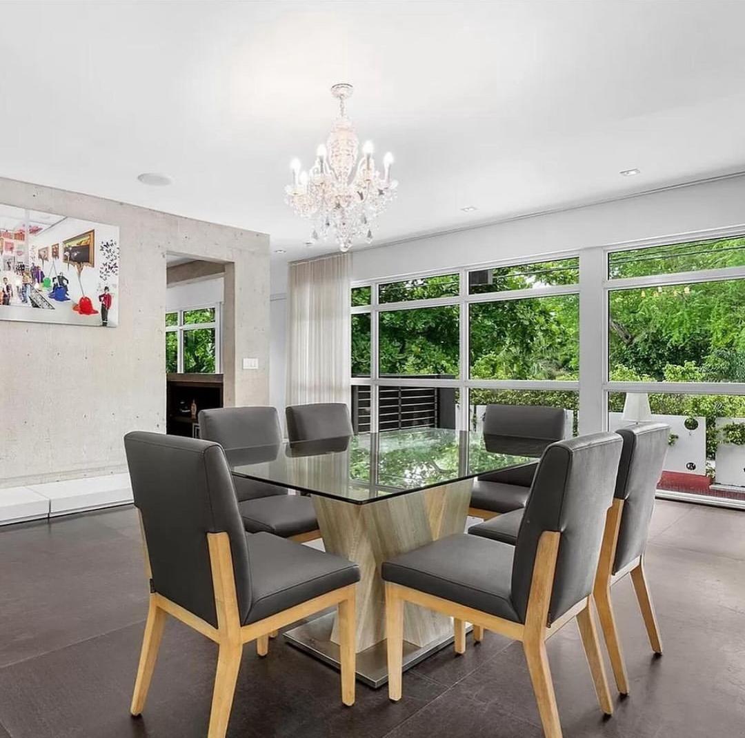 5 bedroom apartment at Bozeman, Montana