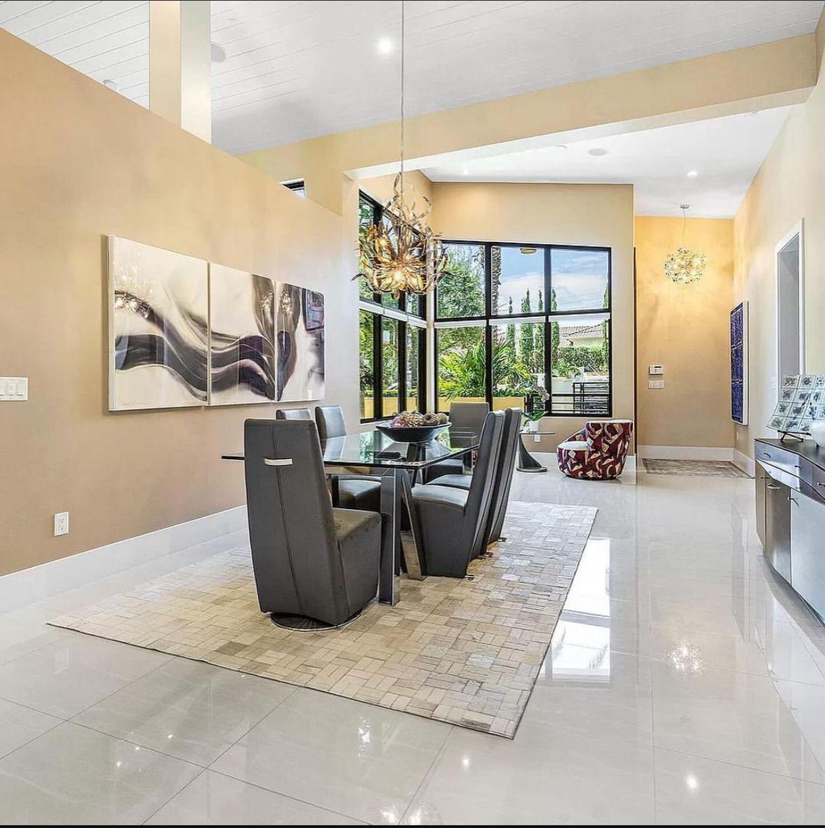 4 Bed Rooms Aparment in Carolina