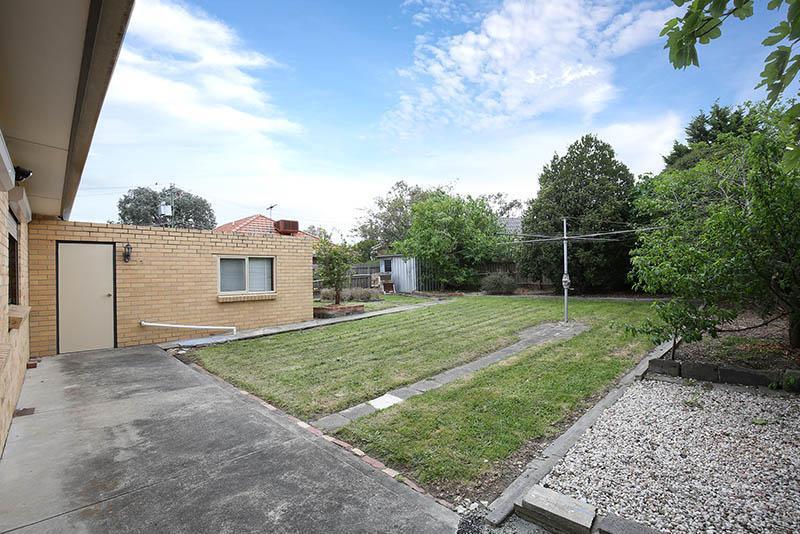 Brand New 1 Bedroom Apartment In First Class Location